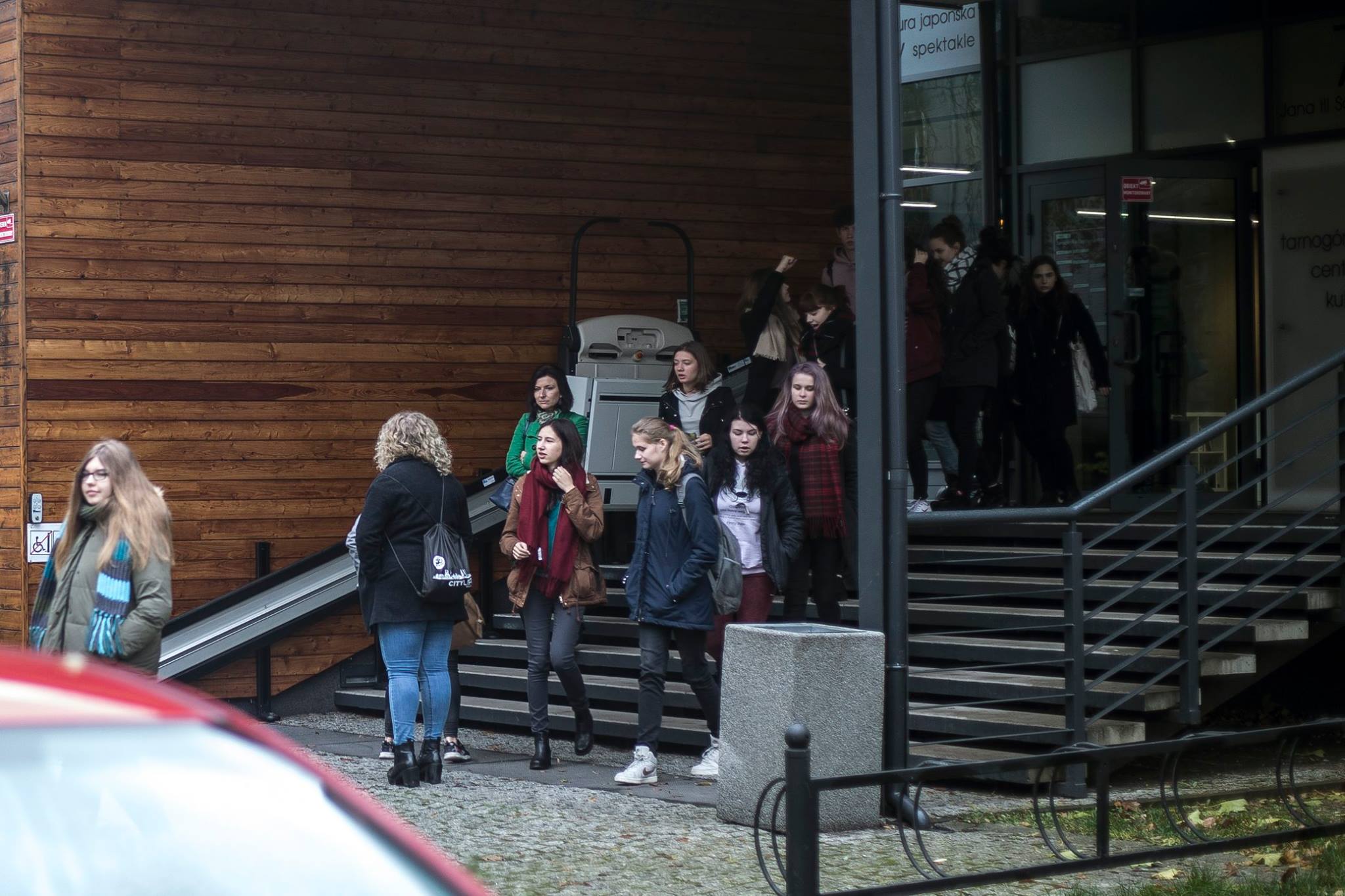 23157465 1406259516150265 1528353880685808040 o